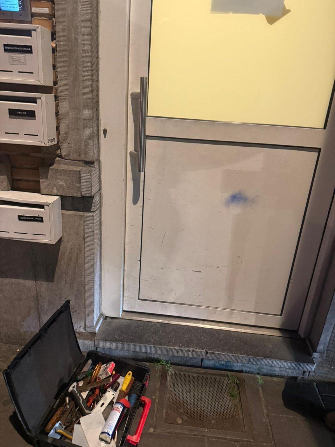 Dépannage serrurier nuit pour porte claquée sans dégâts